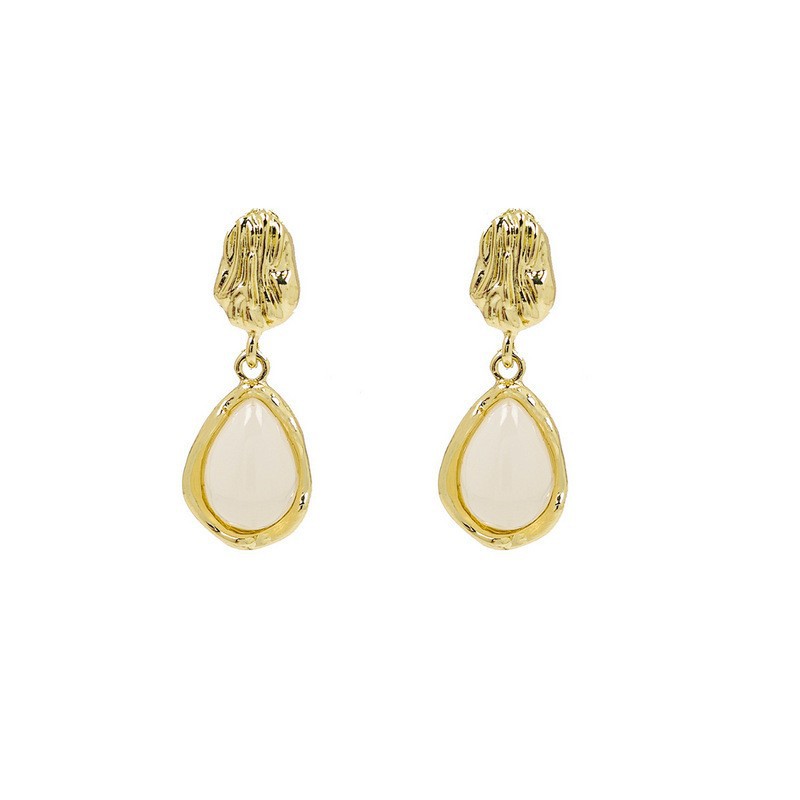 Tiger Eye Stone Retro Earnail With High Grade And Ancient Style