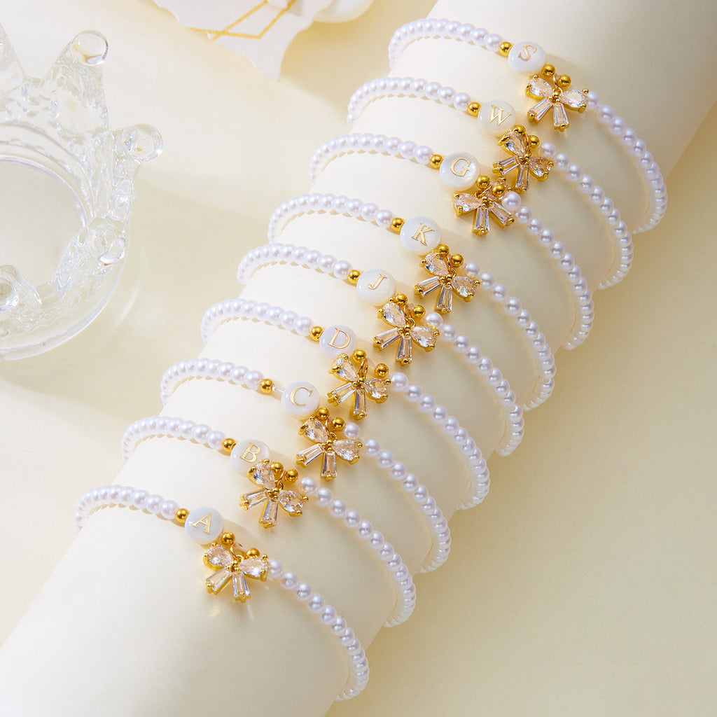 26-Letter Pearl Shell Alphabet Bowknot Beaded Bracelet