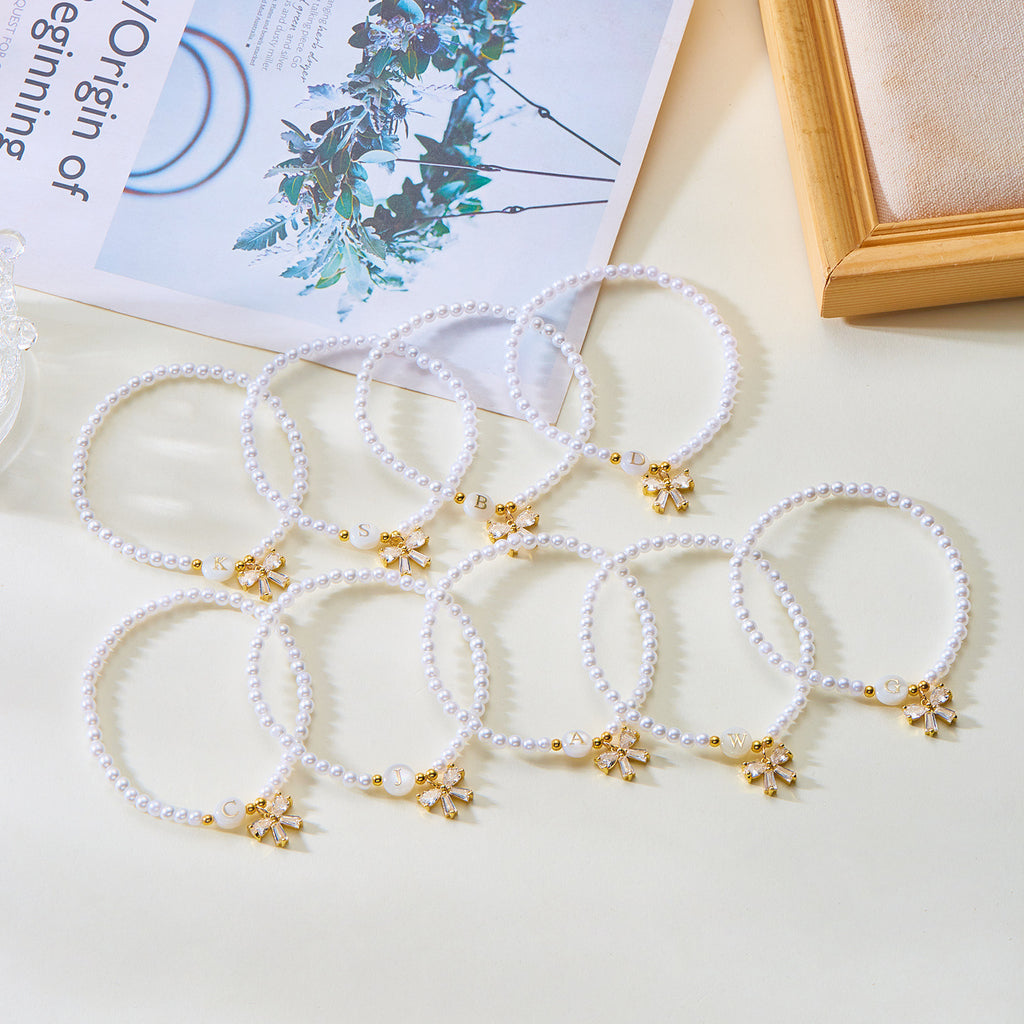 26-Letter Pearl Shell Alphabet Bowknot Beaded Bracelet